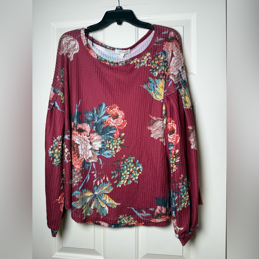 Umgee Wine Floral Knit‎ Top